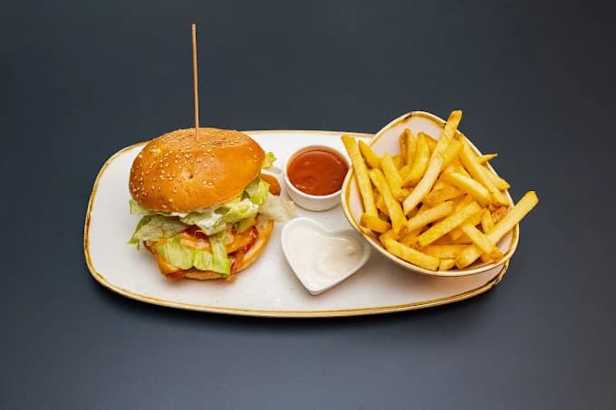 Big Chicken Burger