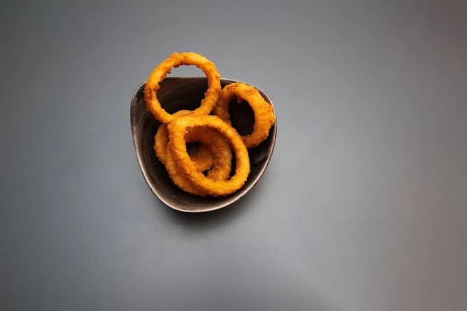 Zwiebelringe (6 Stück)